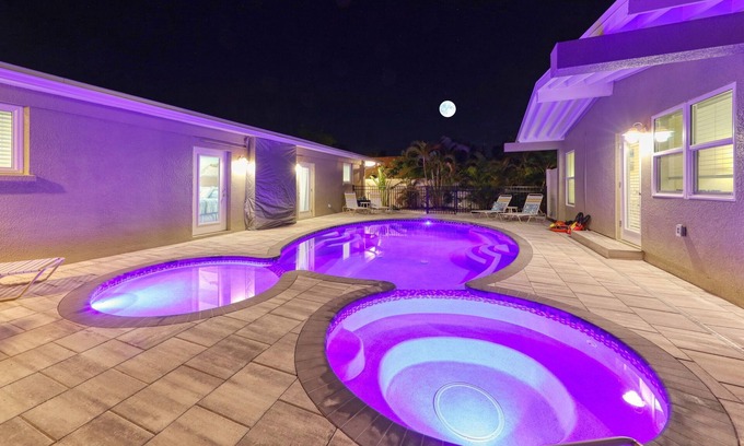 Anna Maria Resort | Ground Floor Lakefront Resort, Private Dock, Heated Pool & Spa ποΈποΈποΈποΈποΈ