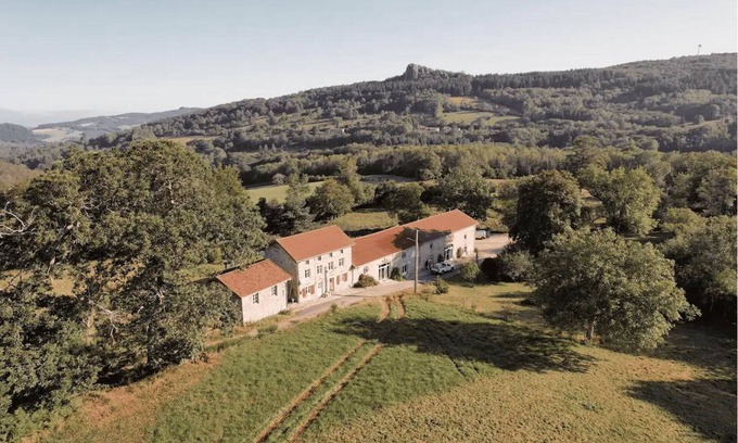 Lavoine House | Group estate near Lyon for 34 people