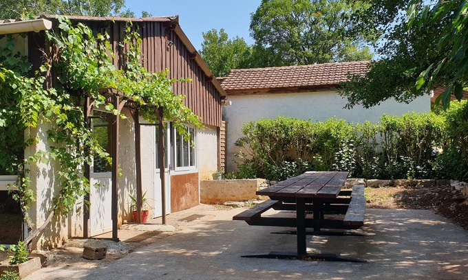 Gramat Cottage | Group gîte for up to 24 people in the heart of the Causse du Quercy
