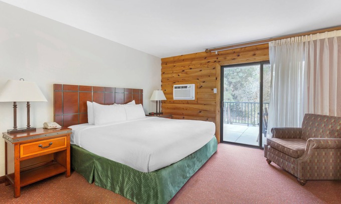 Kohls Ranch Apartment | Group Outdoor Travel, Near Mazatzal Casino, Pool, Restaurant
