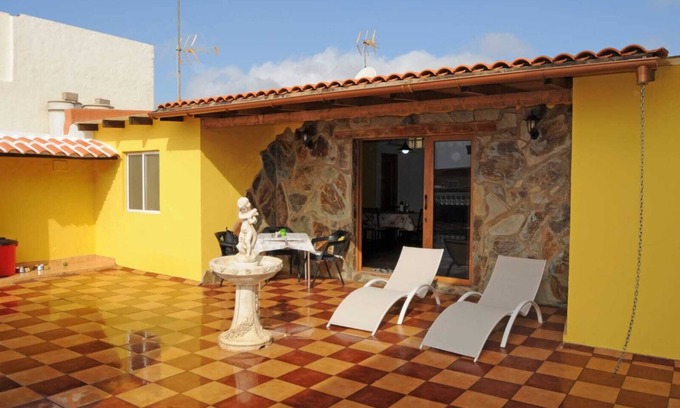 Cruce de Arinaga House | Guanche House