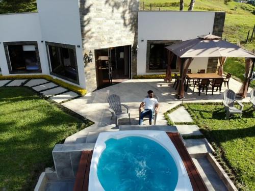 El Penol Villa | Guatape Casa Campestre acceso directo a la represa