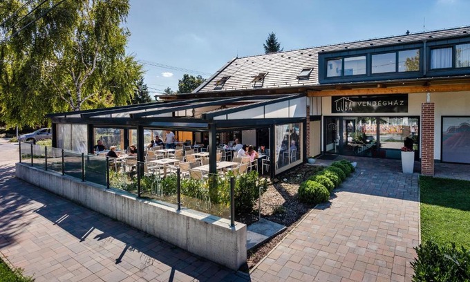 Gyorujbarat Bed & Breakfast | Guba Vendégház