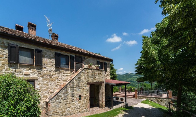 Monteluiano House | Gubbio Stay- the Countryside