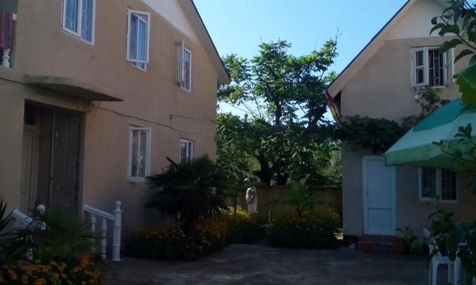 Ureki House | Guest House Giorgi