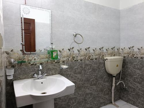 Fatehjang House | Guest House