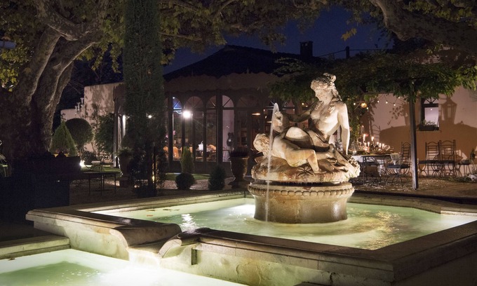 Paluds de Noves Villa | Guest house with pool and spa - by feelluxuryholidays