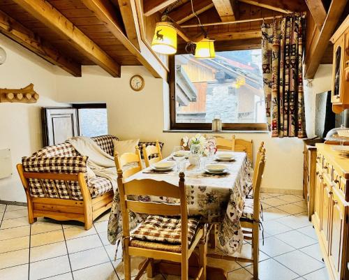 La Salle Apartment | GuestHost - Casa di Marco - Lovely Mountain Flat