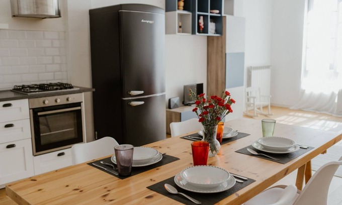 Milan Apartment | GuestHost - Mecenate Bright Apartment Milan