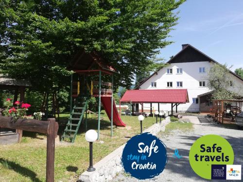 Fuzine Bed & Breakfast | Guesthouse Arnika