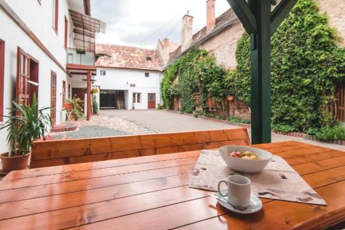 Historic Center House | Guesthouse Casa Baciu
