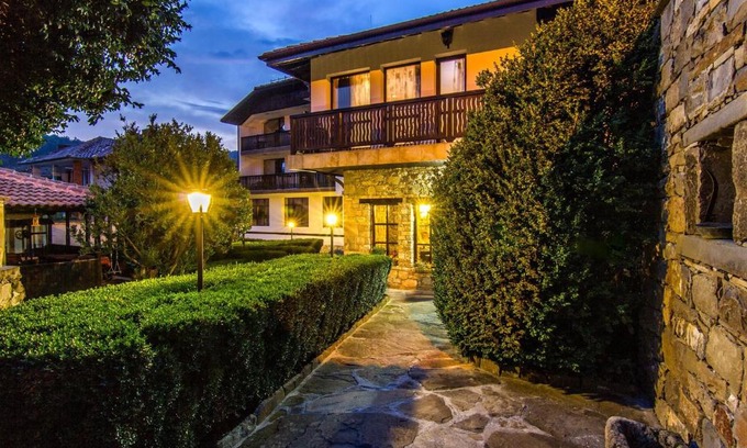 Gabrovo Hotel | Guesthouse Hitar Petar