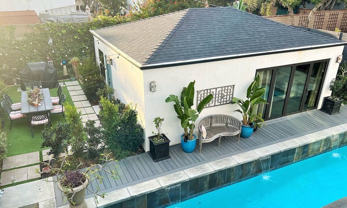 Playa Del Rey Cottage | Guesthouse with pool in the beautiful beach town of Los Angeles, Playa del Rey