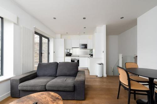 Thamesfield Apartment | GuestReady - A Stylish Haven in London