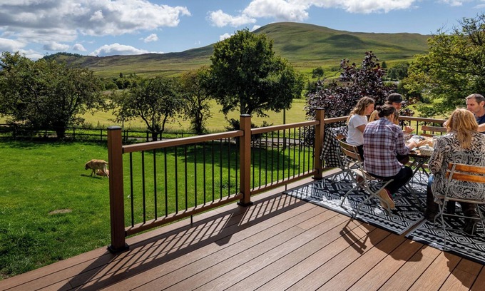 Spittal of Glenshee Cabin | Gulabin Lodge and House