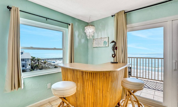 Indian Shores Condo | Gulf-front condo with heated pool & private balcony - amazing views