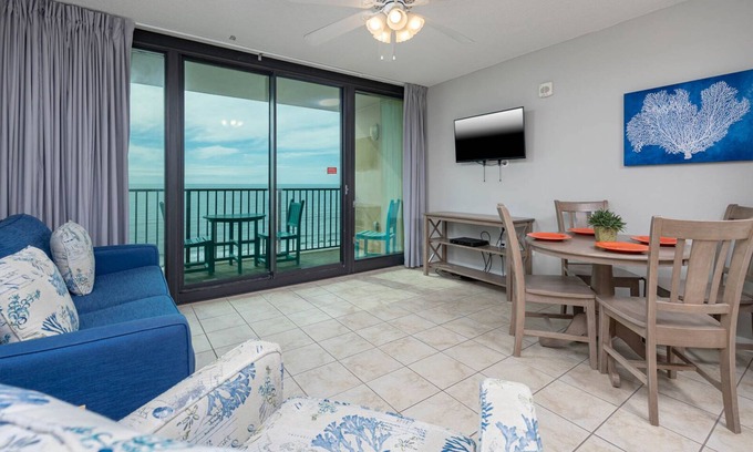 Gulf Shores Condo | GULF FRONT Hotel Suite! It is just like a CONDO! Phoenix Hotels