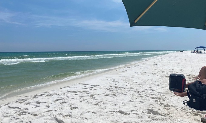 Ono Island Condo | Gulf Shores Beautiful View Condo - “Let it Bee Fun”