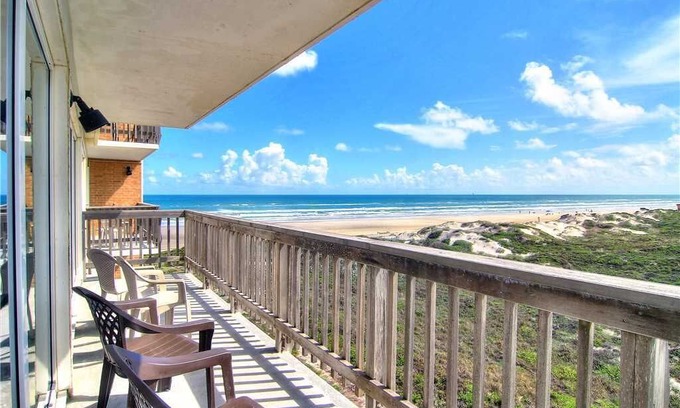 Corpus Christi Condo | Gulfstream Condos | Extended Private Balcony with Gulf Views | Pool, Hot Tub
