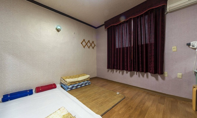 Naesan-ri Hotel | Gurye Dream Palace