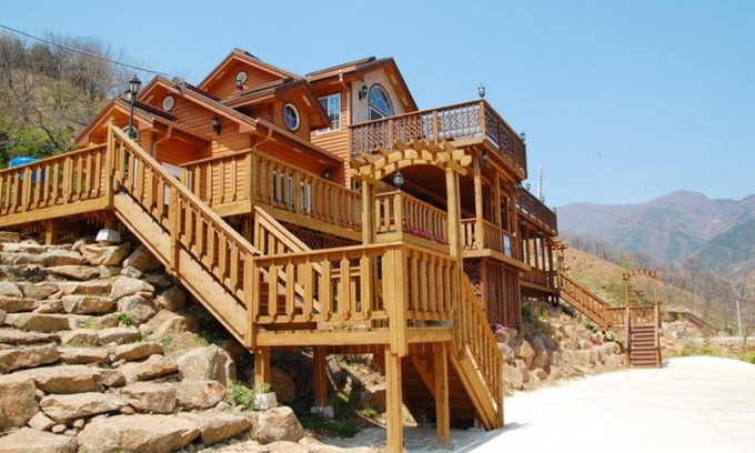 Gurye House | Gurye Jirisan A Wood Nymph Pension