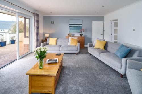 Gwbert House | Gwbert Holiday Cottages, Gwynt Y Mor