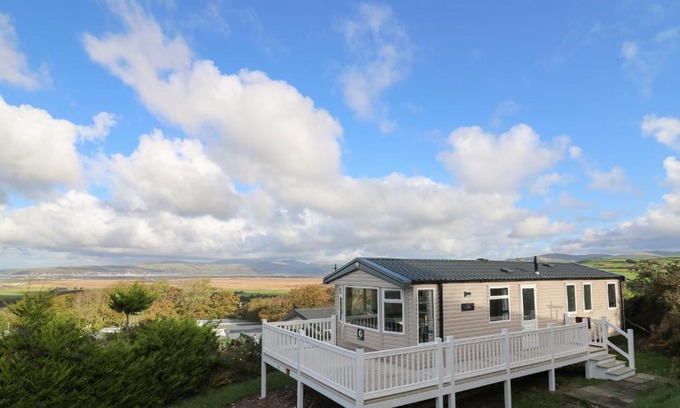 Borth House | Gwent 74