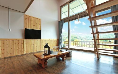 Gyeongju House | Gyeongju Galgok Songhak Pension