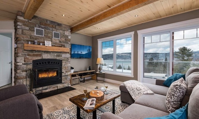 Isle aux Coudres Ski Chalet | Hôtel à la maison - La Maison du Nordet