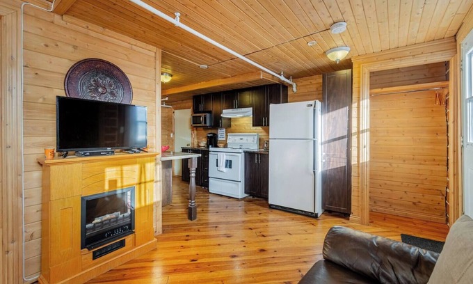 Pointe-au-Pic Apartment | Hôtel à la maison - Le Manoir #214