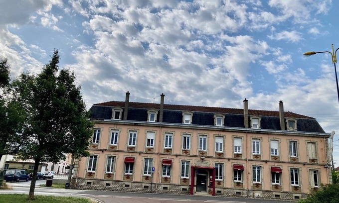 Saint-Dizier Hotel | Hôtel De Champagne