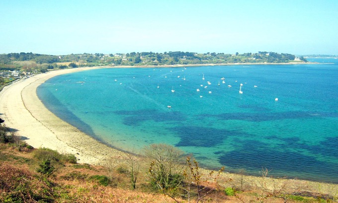 Ploubazlanec Hotel | Hôtel de la Baie de Paimpol