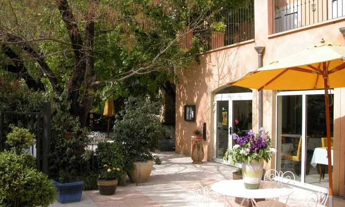 Viviers Hotel | Hôtel Le Relais Du Vivarais