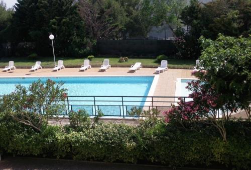 Port-de-Bouc Hotel | Hôtel Residence Les Aiguades
