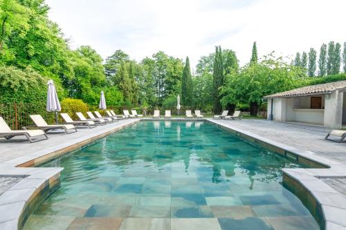 Malaucene Hotel | Hôtel & SPA Ventoux Provence "Domaine des Tilleuls"
