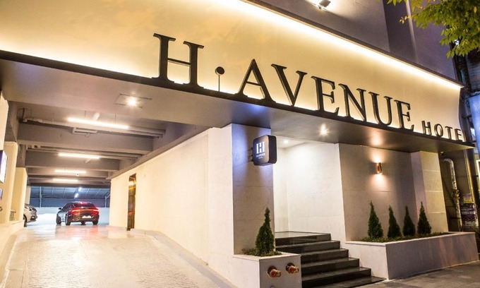 Buk-gu Hotel | H Avenue Hwamyeong