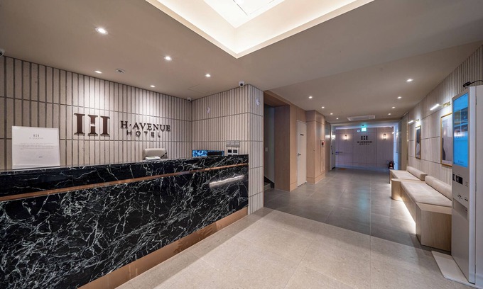 Jecheon Hotel | H AVENUE Jecheon Station