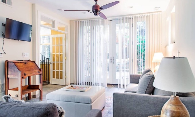 Stanton Park House | ✧ H St Sanctuary ✧ Capitol Hill Carriage House ✧