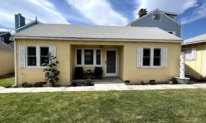 Carpinteria House | H2O Bungalow C