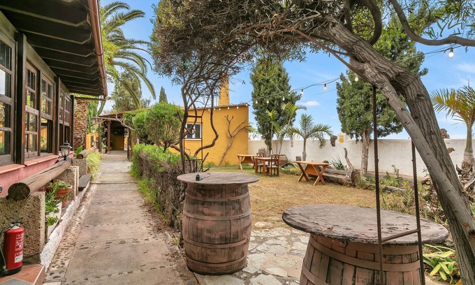 Guimar Villa | 'Habitación 1' with Shared Terrace, Shared Garden and Wi-Fi