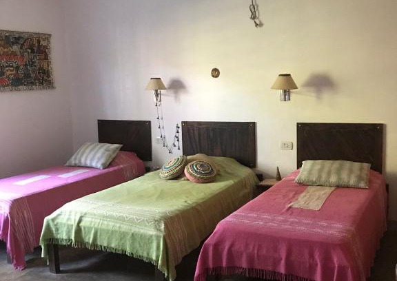 Paso de la Patria House | Habitación privada en casa amplia y rodeada de naturaleza