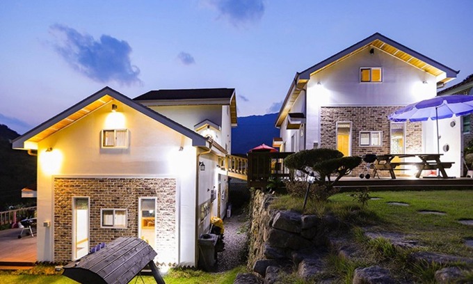 Hwagae House | Hadong Jiri Mountain Saesori Pension