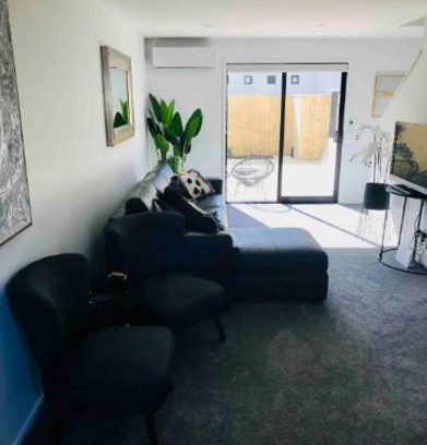 Riccarton Apartment | Hagley Townhouse