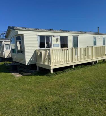 Ingoldmells Resort | Hampson holiday home