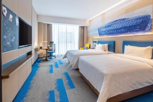 Wuhan Hotel | Hampton by Hilton Wuhan High-Speed Railway Station