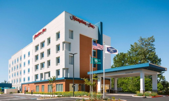 Guide Meridian Hotel | Hampton Inn Bellingham Airport, WA