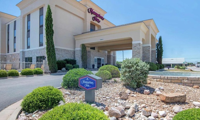 Brownwood Hotel | Hampton Inn Brownwood