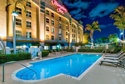 River Oaks Hotel | Hampton Inn Ft Lauderdale Airport North Cruise Port