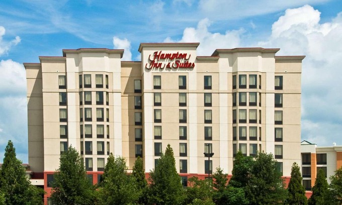 East Point Hotel | Hampton Inn & Suites-Atlanta Airport North-I-85