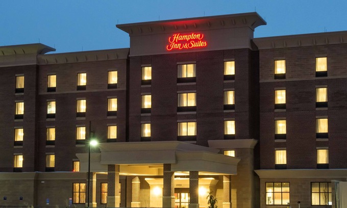 Roselawn Finance Hotel | Hampton Inn & Suites Cincinnati/Kenwood